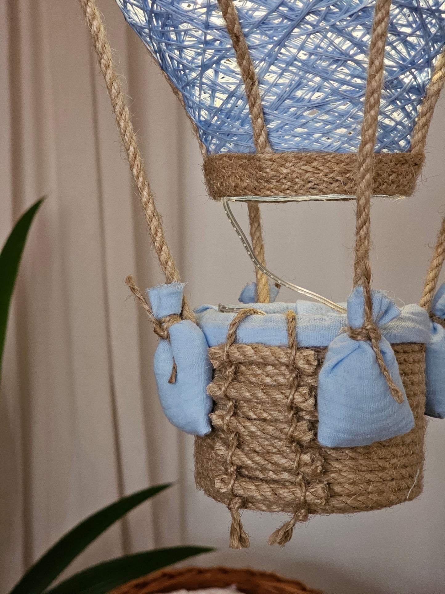 Blue lamp with jute rope - balloon