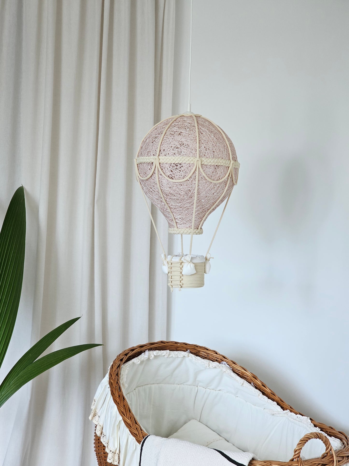 Light pink and cream lamp - air balloon