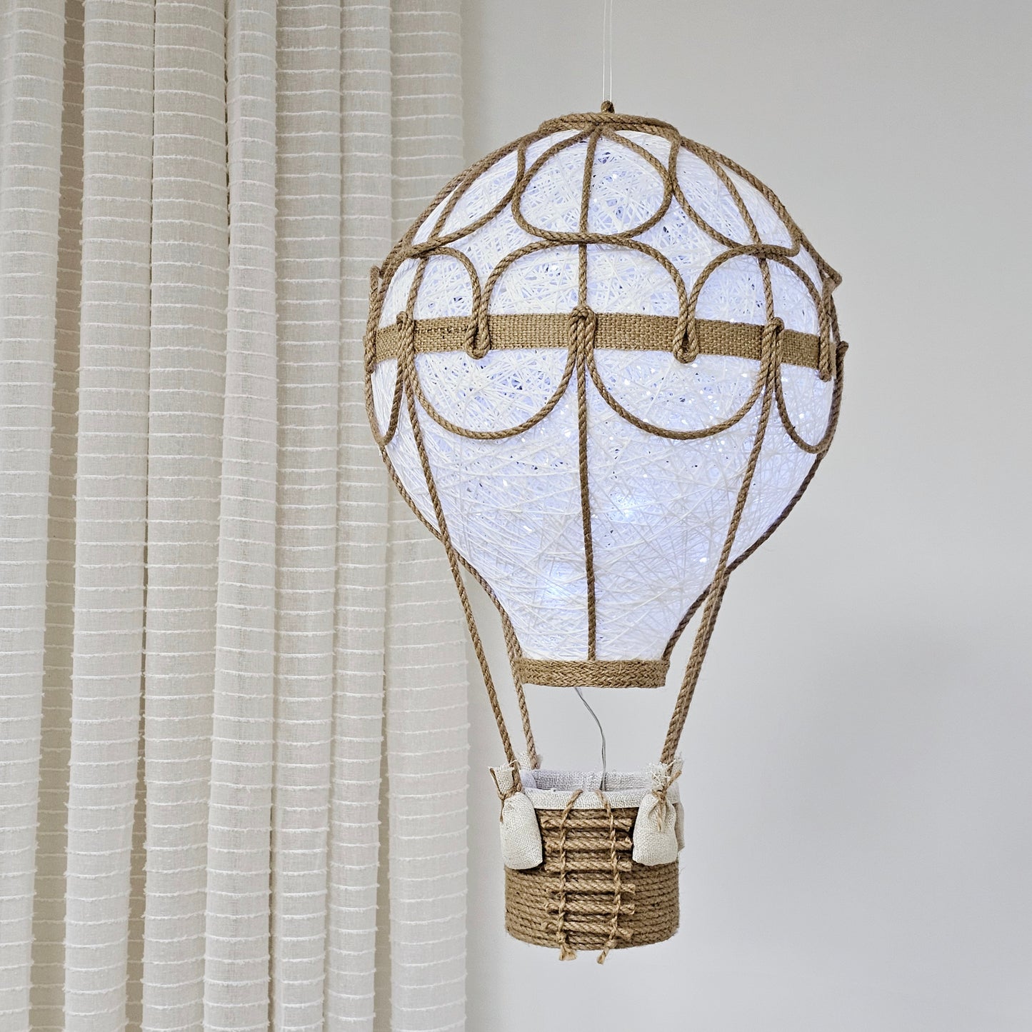 Natural color lamp - air balloon